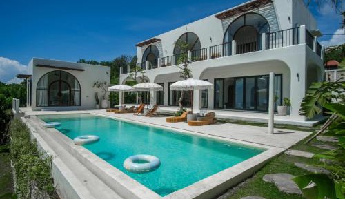 Villa with Sea View