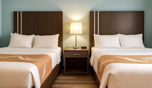 Queen Room with Two Queen Beds - Non-Smoking