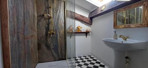 King Room with Garden View