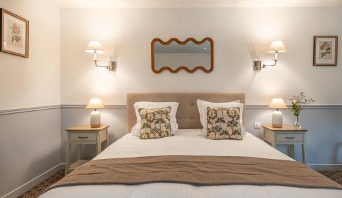 Junior Suite with Garden View