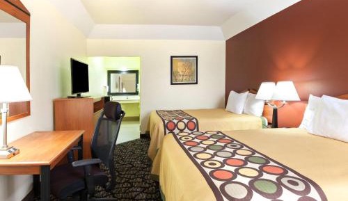 Queen Room with Two Queen Beds - Non-Smoking