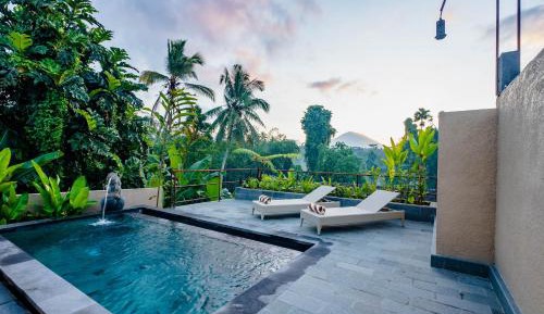 Villa with Private Pool