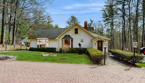 Eight-Bedroom House
