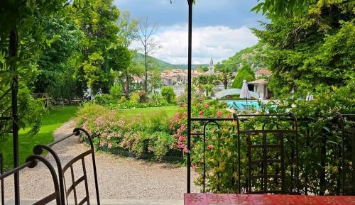 Double Room with Garden View