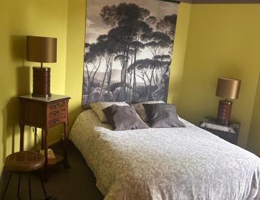 Double Room with Private External Toilet 