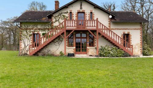 Villa with Garden View