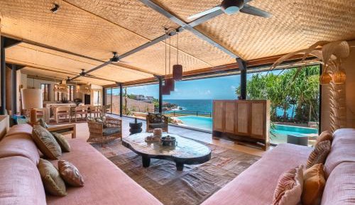 Villa with Sea View