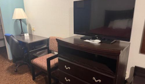 King Room - Accessible/Non-Smoking
