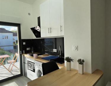 Apartment with Terrace