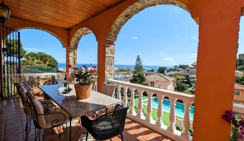 Villa with Sea View