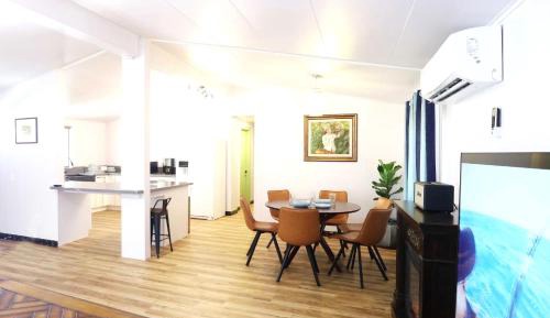 Deluxe Double or Twin Room with Lake View