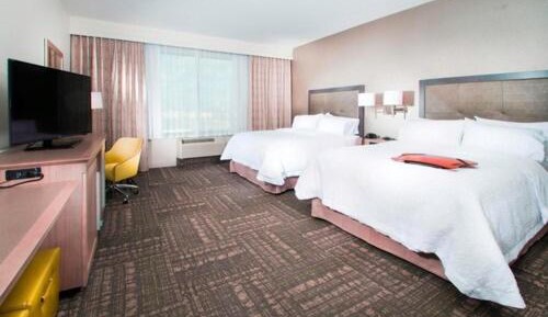 Queen Room with Two Queen Beds - Non-Smoking