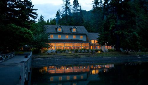 Double Room with Shared Bathroom - No Pets Allowed