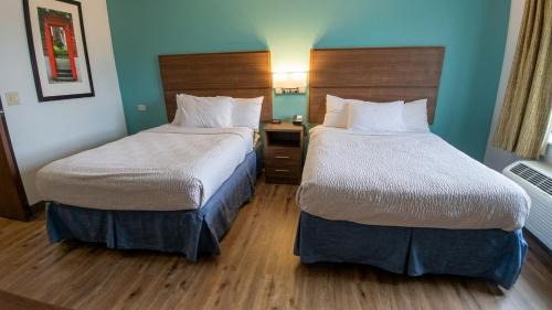Quadruple Room with Two Double Beds - Non Smoking