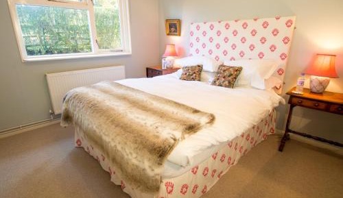 Deluxe Bungalow with Garden View