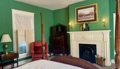 Standard King Room