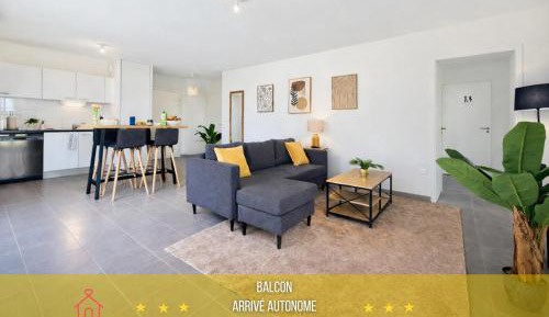 Two-Bedroom Apartment with Balcony