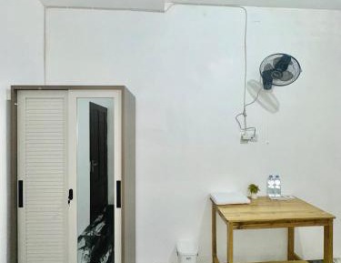 Single Room with Private External Bathroom