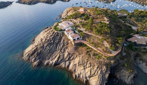 Villa with Sea View