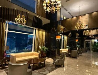 Apartment with City View