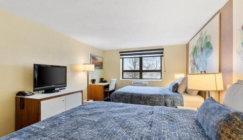 Standard Queen Room with Two Queen Beds