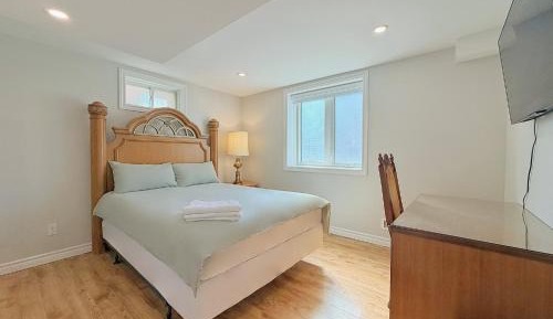 Deluxe Double Room with Shower