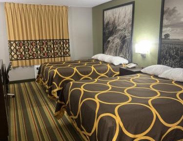 Queen Room with Two Queen Beds - Non-Smoking