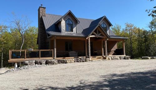 Three-Bedroom Chalet