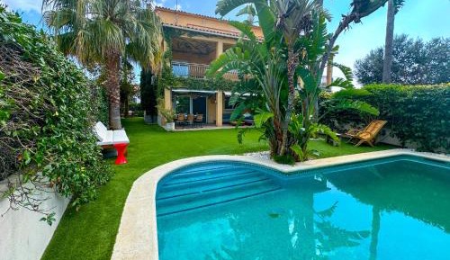 Five-Bedroom Villa