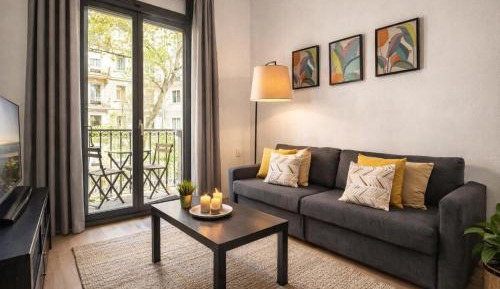 One-Bedroom Apartment
