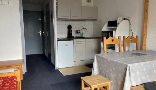 Apartment (4 Adults)