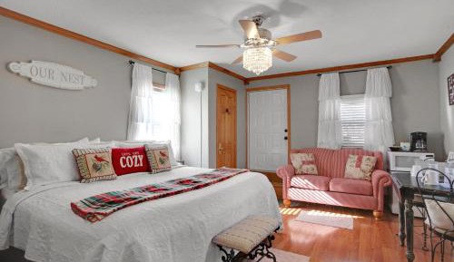King Room with Spa Bath