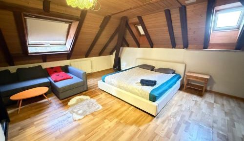 King Room