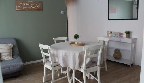 Room #1184241401