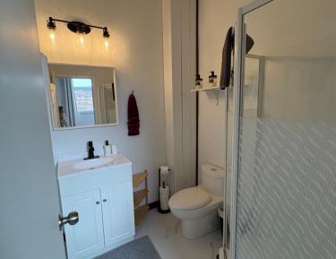Deluxe Queen Suite