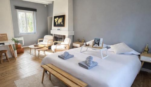 Deluxe Double Room with Bath