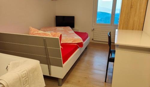 Small Single Room