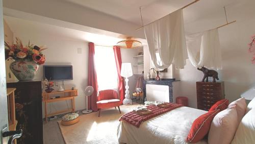 Double Room with Mountain View