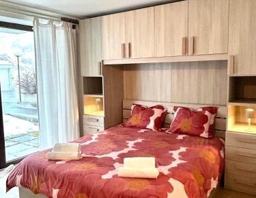 Studio Apartment with Balcony