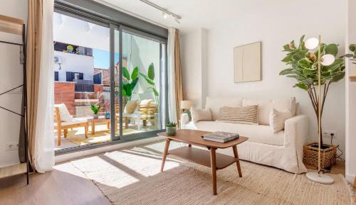 One-Bedroom Apartment with Terrace