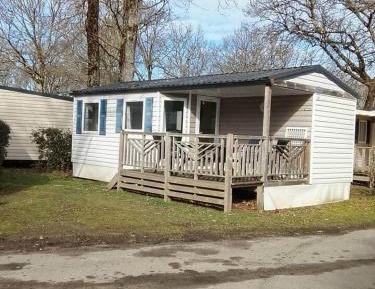 Bungalow with Patio