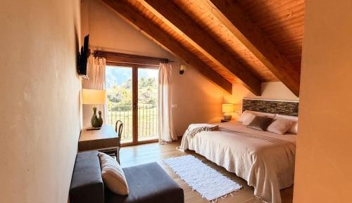 Twin Room with Mountain View