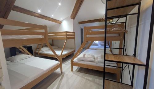 Mixed Dormitory Room