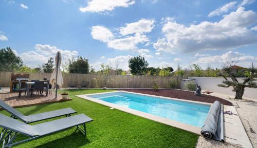 Villa with Garden View