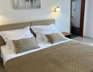 Economy Double or Twin Room