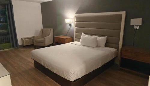 Superior King Room