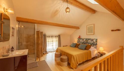 King Room with Garden View