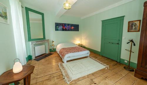 Double Room with Private Bathroom