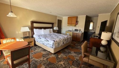 Superior King Room