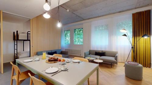 One-Bedroom Family Apartment